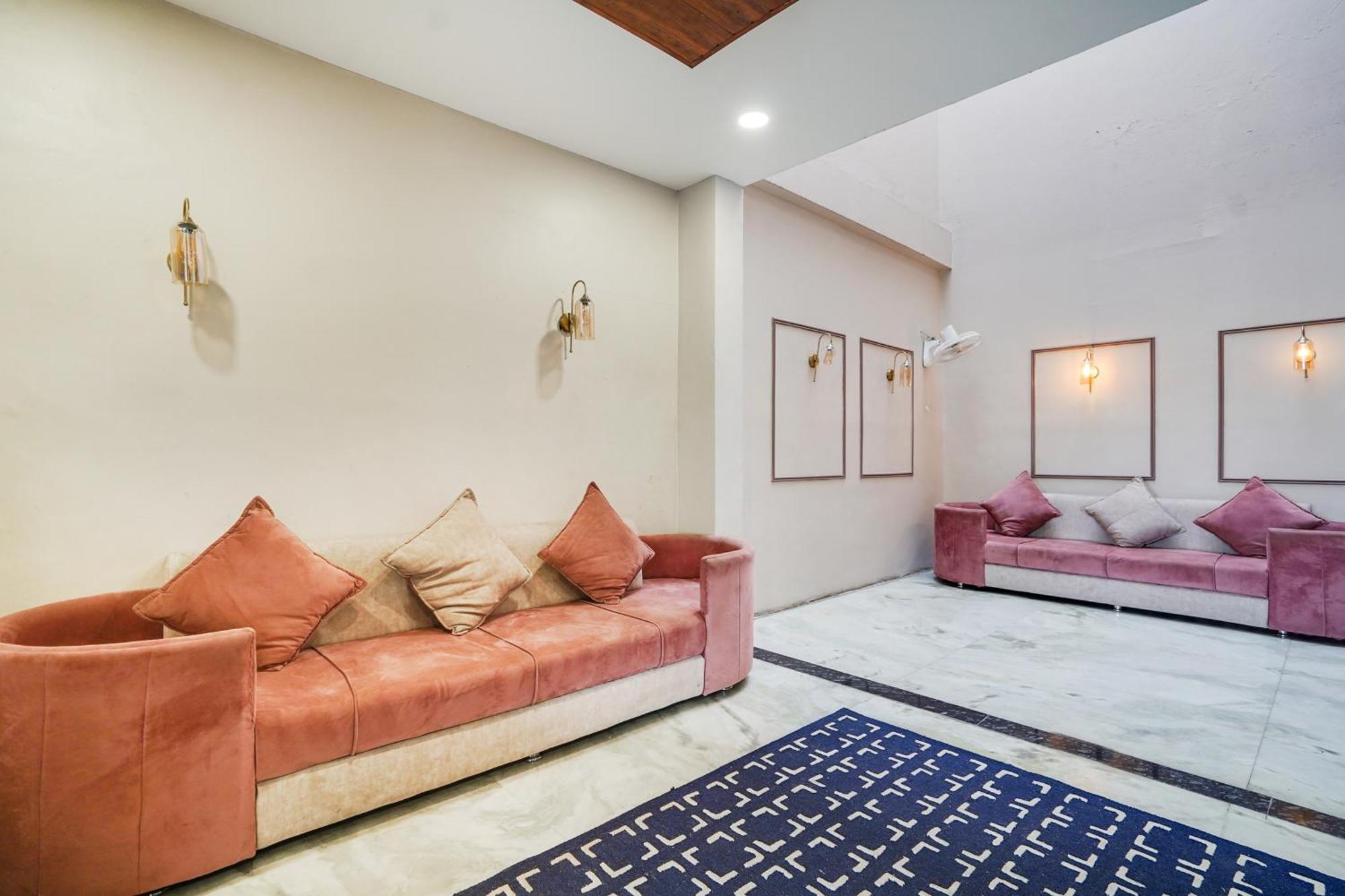 Super Hotel O Pithampur Formerly Ganga Residency Akolia Екстериор снимка