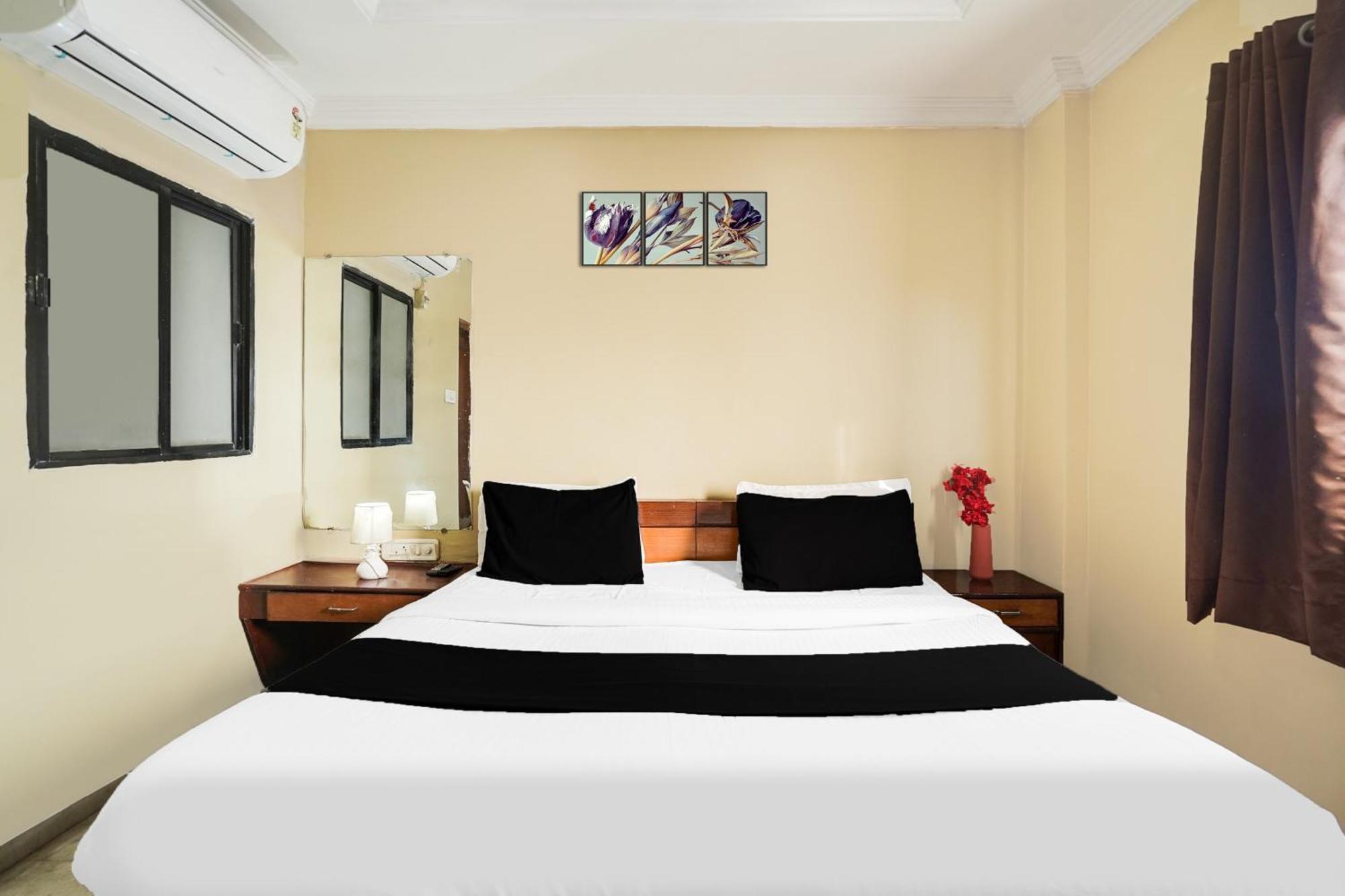 Super Hotel O Pithampur Formerly Ganga Residency Akolia Екстериор снимка