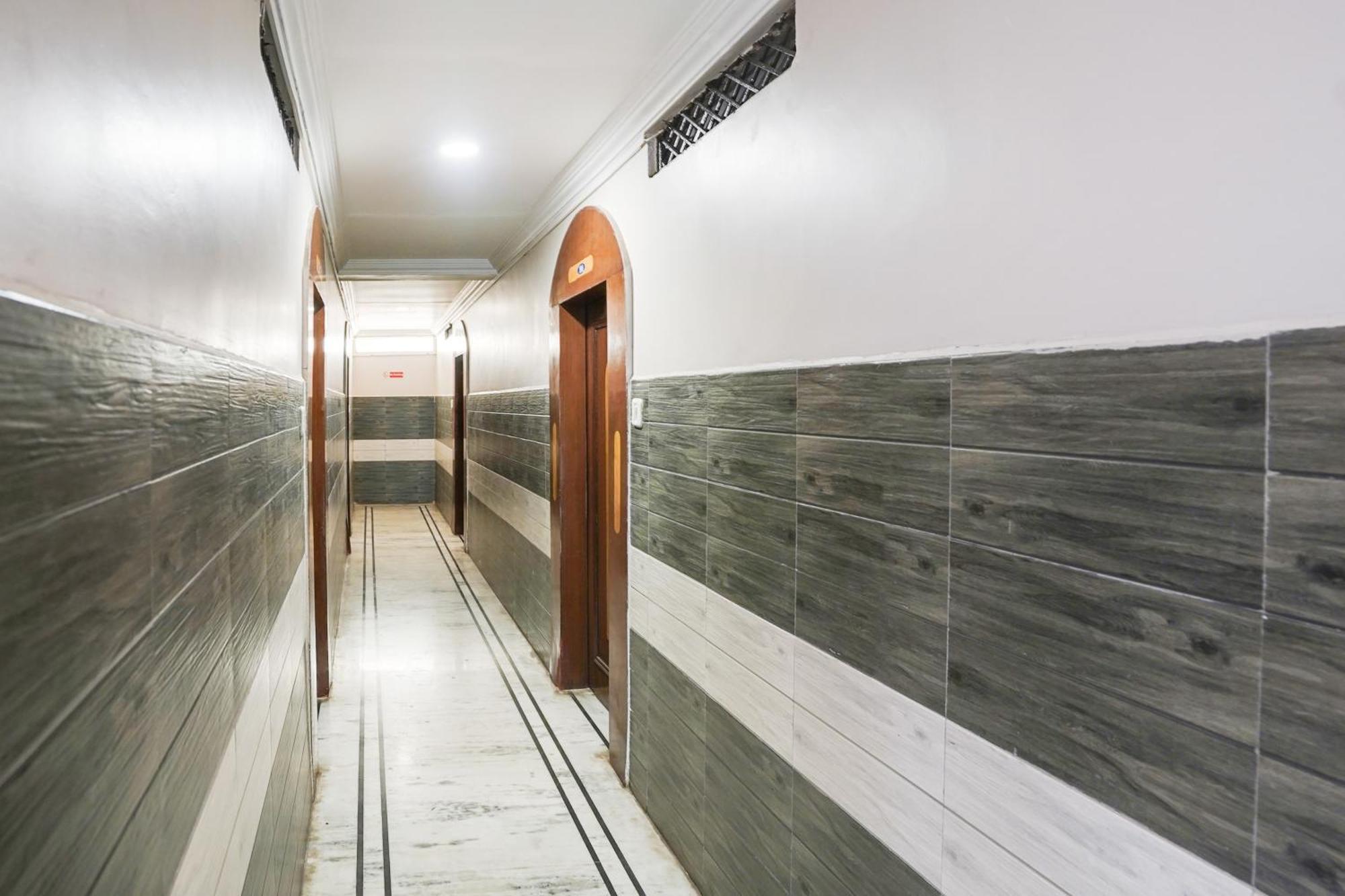 Super Hotel O Pithampur Formerly Ganga Residency Akolia Екстериор снимка