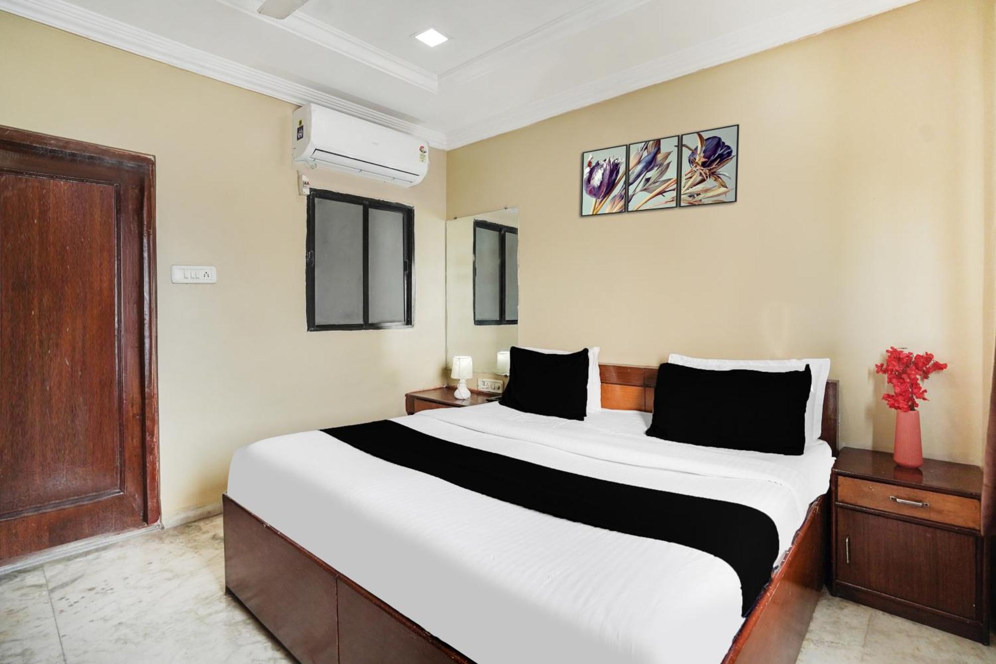 Super Hotel O Pithampur Formerly Ganga Residency Akolia Екстериор снимка