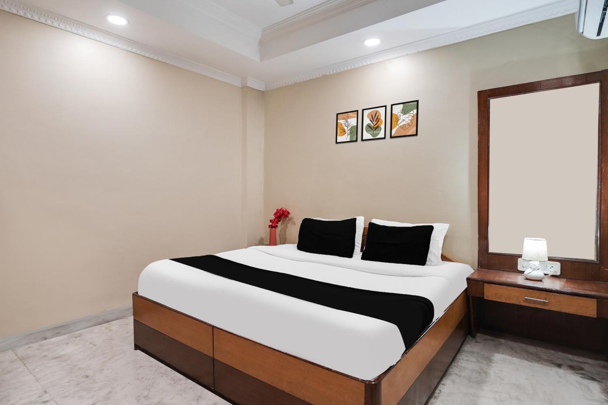 Super Hotel O Pithampur Formerly Ganga Residency Akolia Екстериор снимка